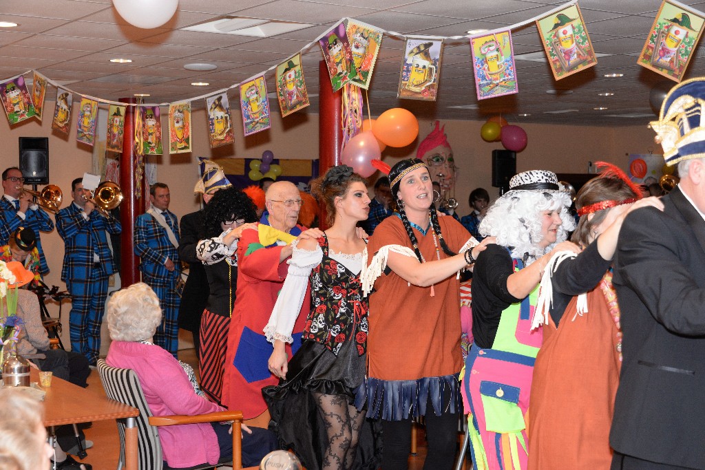 ../Images/Carnaval in Munnekeweij 088.jpg